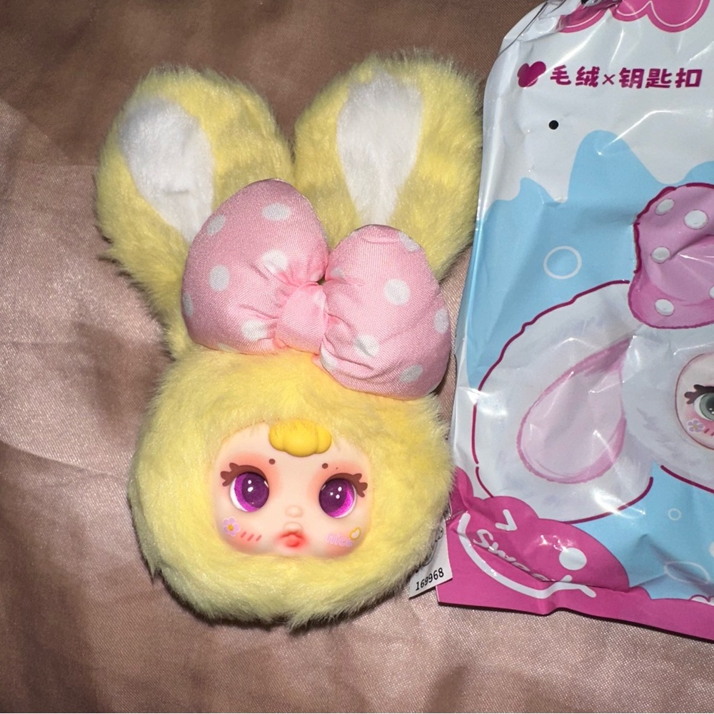 Miiloo MM Milk Candy Rabbit Plush Keychain - Confirm Box